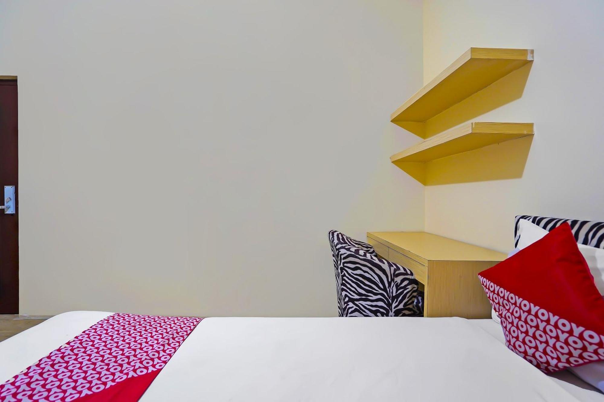 Oyo Life 511 Grace Residence Surabaya Exterior foto