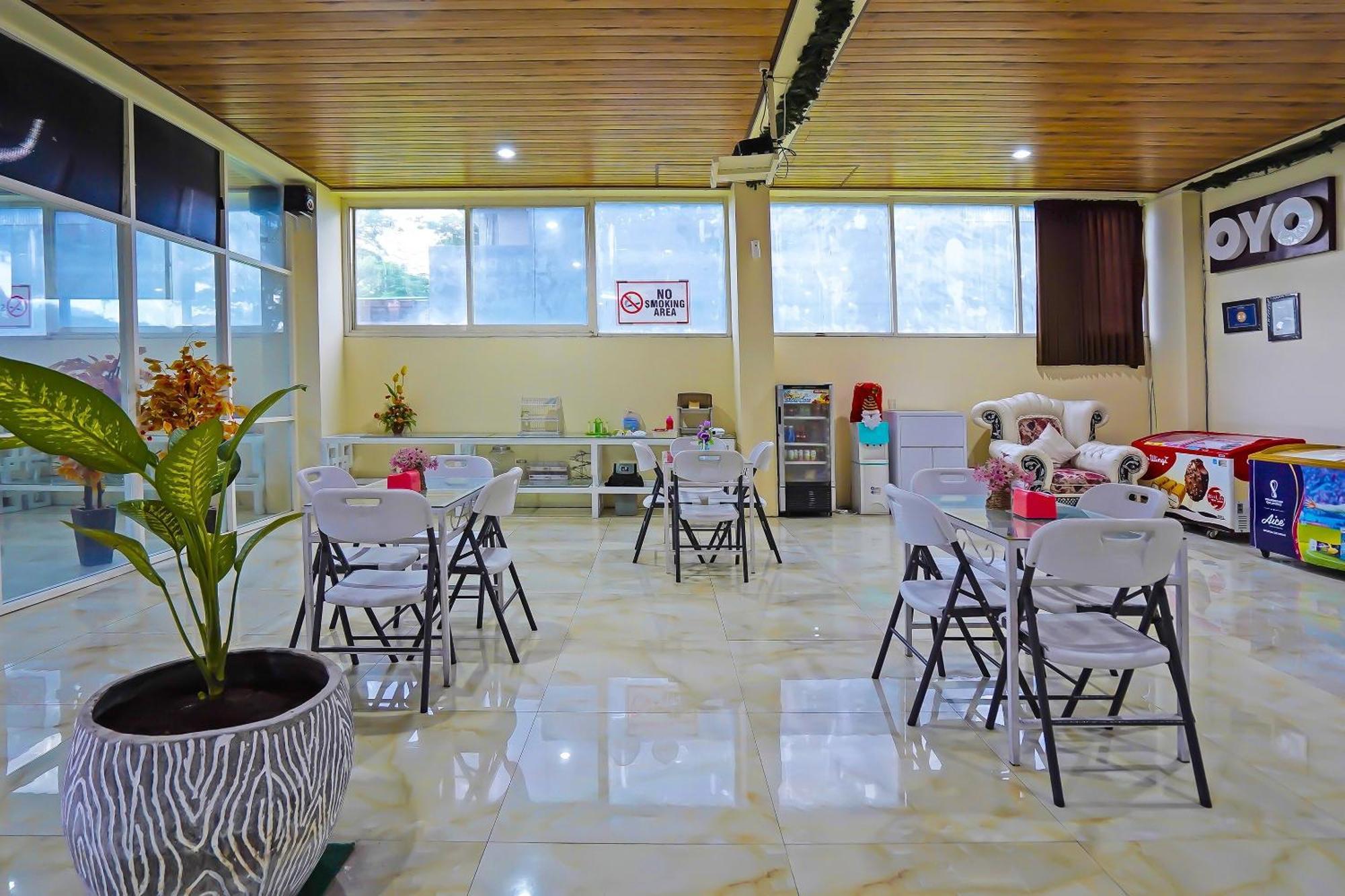 Oyo Life 511 Grace Residence Surabaya Exterior foto