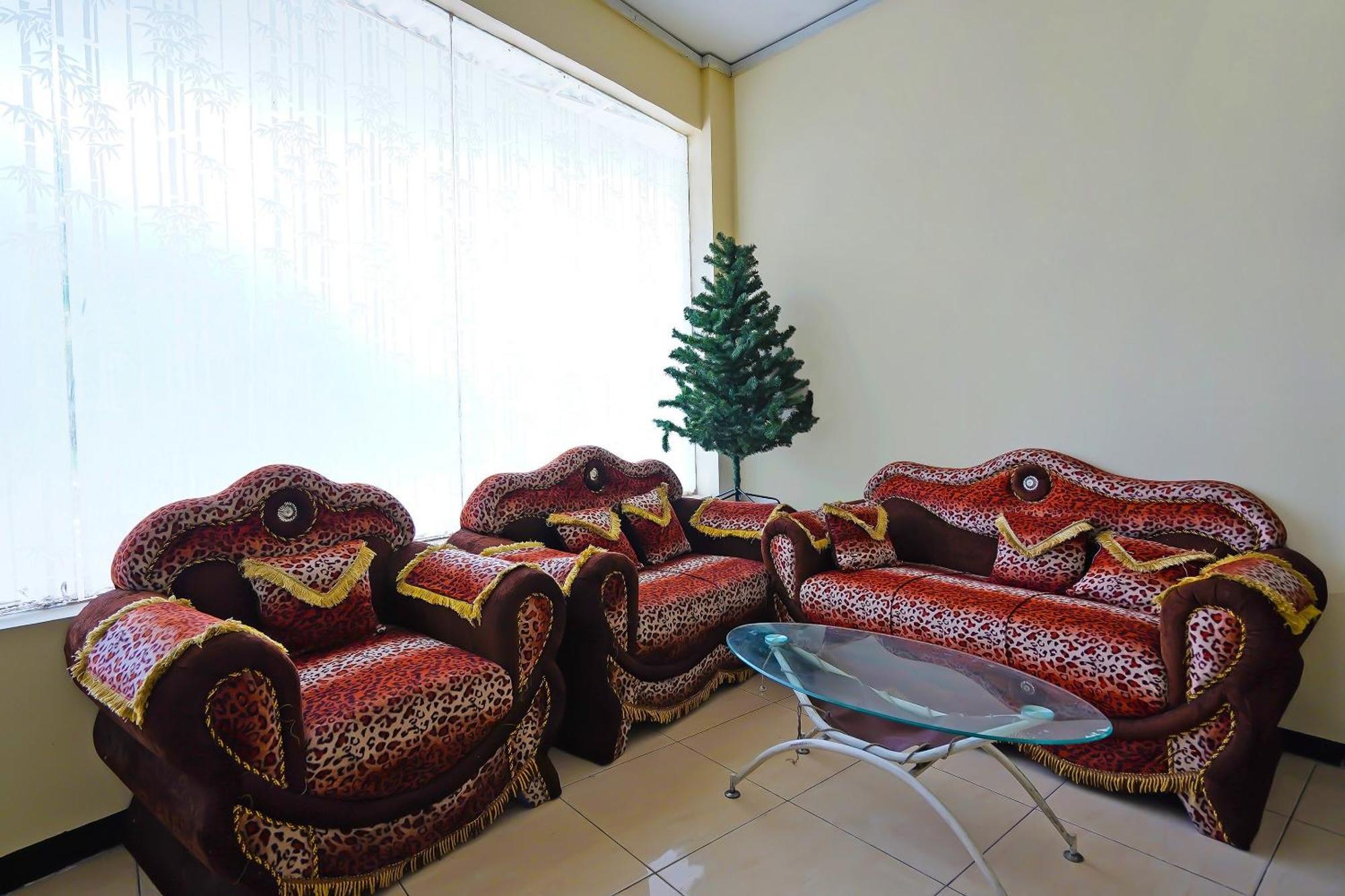 Oyo Life 511 Grace Residence Surabaya Exterior foto