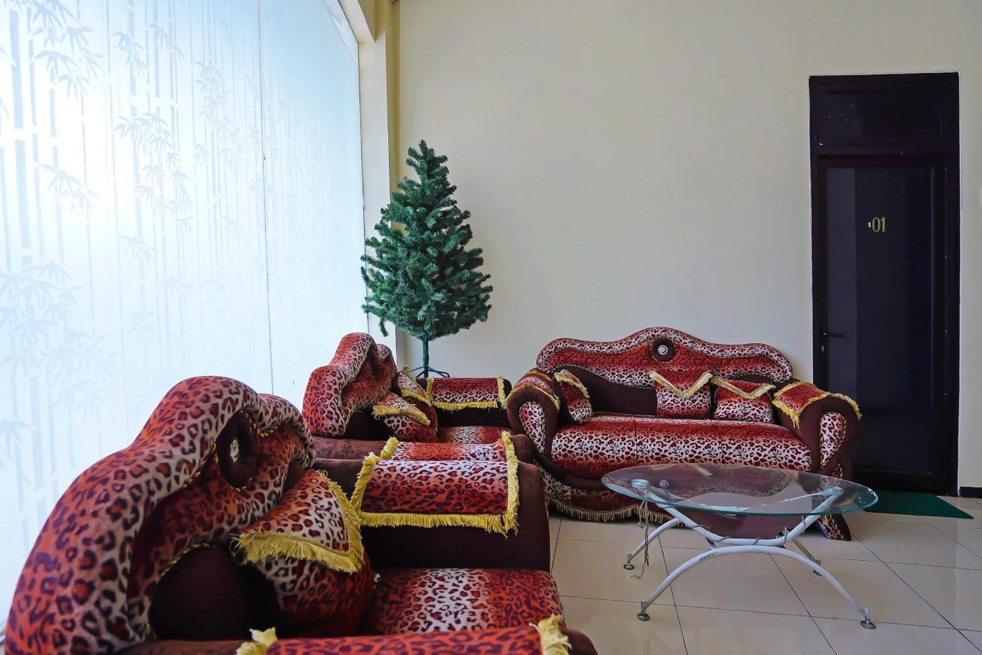Oyo Life 511 Grace Residence Surabaya Exterior foto